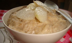 kasha-gerkulesovaja-s-jablokami-koricej